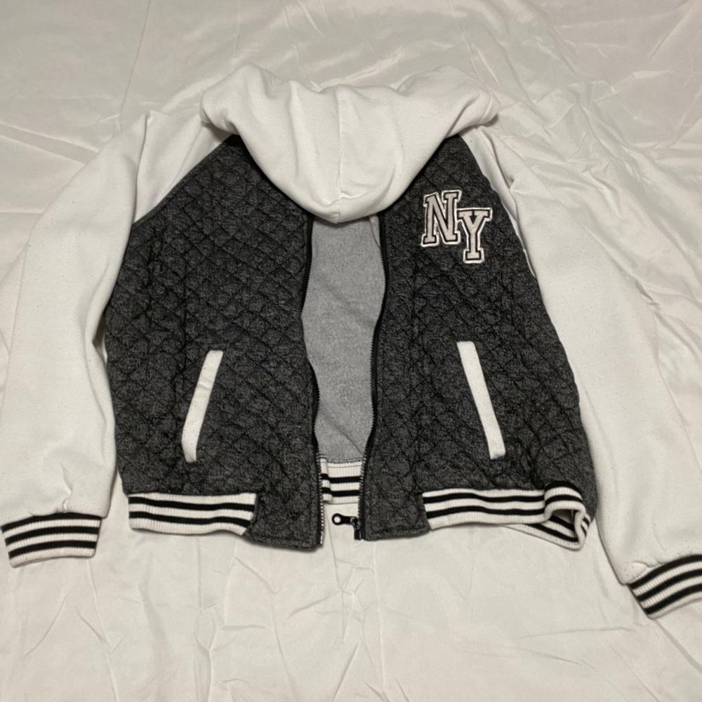 NEW YORK JOCK JACKET, SIZE 2X in JUNIORS! NEW LOOK @